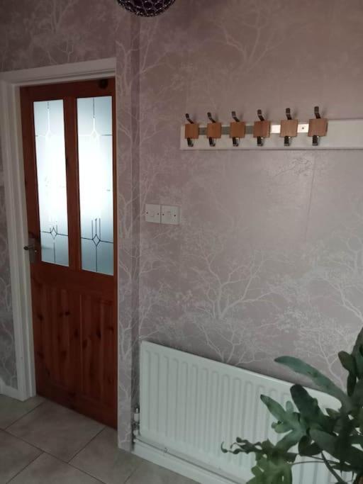 House With Free Parking And Large Garden Villa Wyke Regis Exterior photo