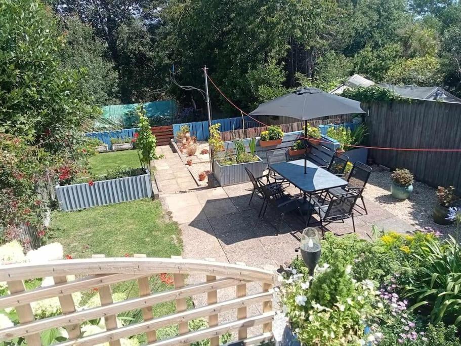 House With Free Parking And Large Garden Villa Wyke Regis Exterior photo